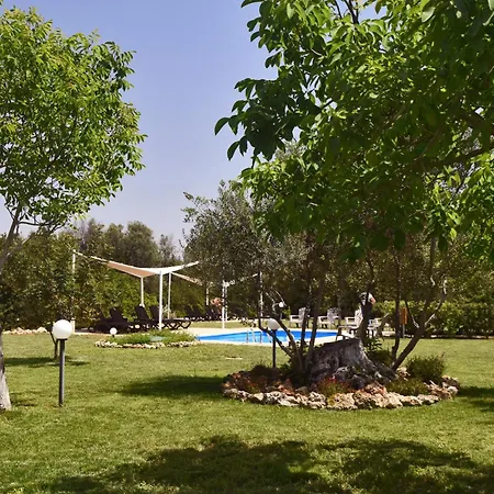 Літній будинок Masseria Pitanni